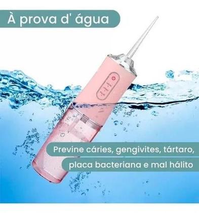 Imagem de Jato D'Água Potente: Limpeza Dental Com Irrigador Oral