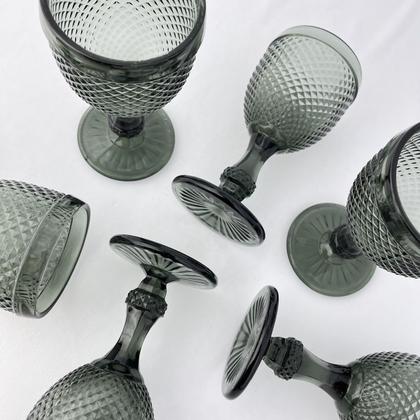 Imagem de Jogo 06 Taças Água Fumê Cinza em Vidro Bico de Jaca 300ml