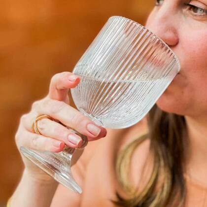 Imagem de Jogo 10 Taça de Vidro Transparente Canelada 380ml Em Casa Tem