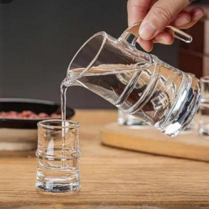 Imagem de Jogo 4 Copo 25ml Com Jarra 110ml Shot Tequila Whisky Licor Saque Cachaça