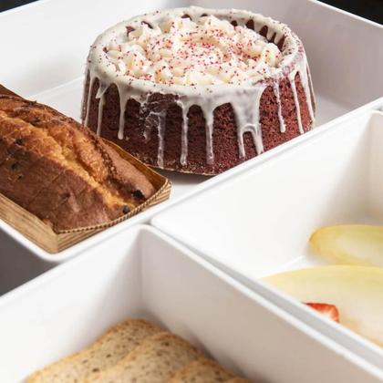 Imagem de Jogo 4 Travessas 32x17x7cm Fundas Brancas Forma GN 1/3 Coza Plásticas Servir Buffet