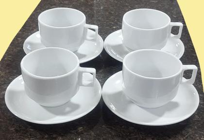 Imagem de Jogo 4 xícaras Café , Chá com pires Empilháveis Porcelana branca.