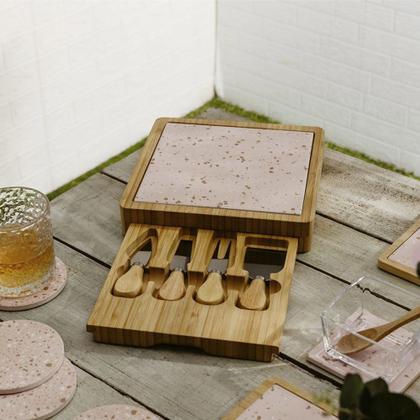 Imagem de Jogo 6 Peças para Queijo com Bandeja de Bambu e Tábua Terrazo Lyor 23cm