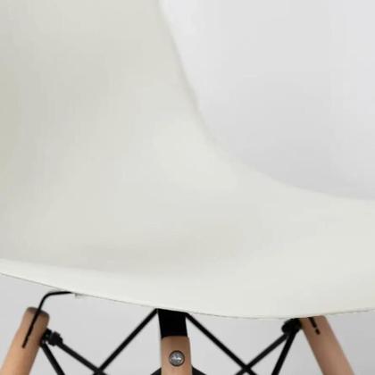 Imagem de Jogo de 6 Cadeiras Charles Eames Wood Design Eiffel Espaço Branco