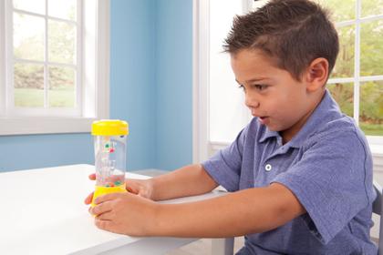 Imagem de Jogo de água portátil TOMY Classic Kids Ring Toss Pelican