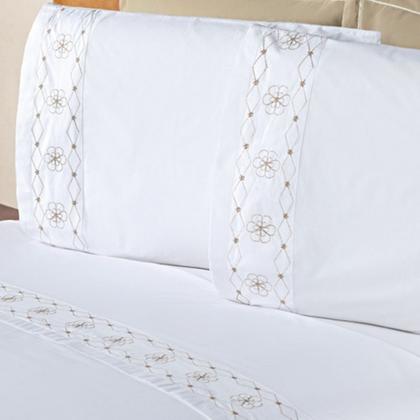 Imagem de Jogo De Cama Damasco Queen 4 Peças 100% Poliéster 200 Fios - Branco/Bege