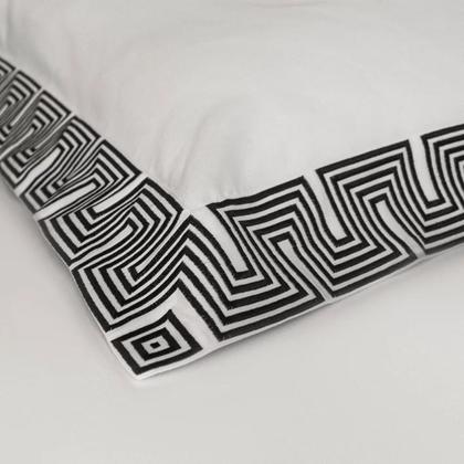 Imagem de Jogo de Cama King By The Bed 300 Fios Algodão Egípcio Skyline Branco e Preto 4pçs
