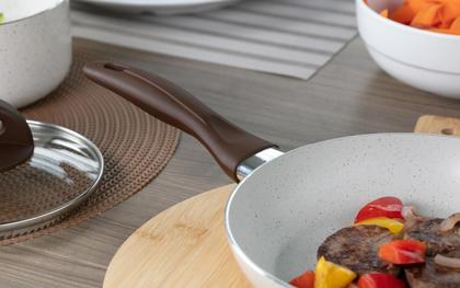 Imagem de Jogo de Panelas Brinox Antiaderente Ceramic Life 5 Peças Smart PLus Vanilla