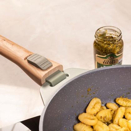 Imagem de Jogo de Panelas Empilhável Brinox Loft 7 Peças Antiaderente Ceramic Life, Cabo Removível e Fundo de Indução  Verde