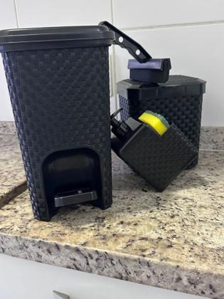 Imagem de Jogo de Pia e Cozinha Lixeira Grande Porta Detergente Escorredor e Rodo de Pia Kit 3 Peças