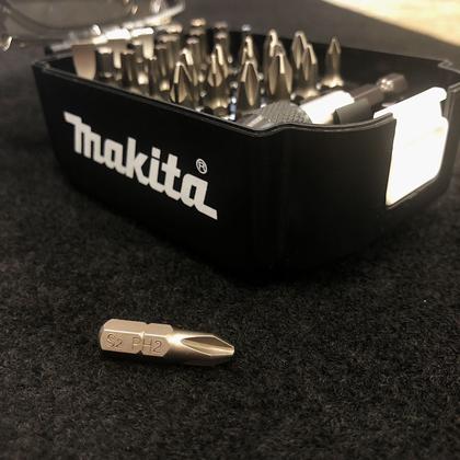 Imagem de Jogo de Pontas Bits para Parafusadeira Estojo Bateria 31pç Makita B-68317