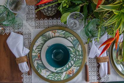 Imagem de JOGO DE PRATOS RASO BEIJA FLOR ALLEANZA C/6 UNIDADES 1ºLINHA