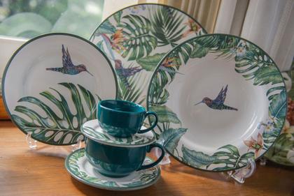 Imagem de JOGO DE PRATOS RASO BEIJA FLOR ALLEANZA C/6 UNIDADES 1ºLINHA