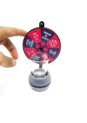 Imagem de Jogo de roda shot roleta com copo drink tequila
