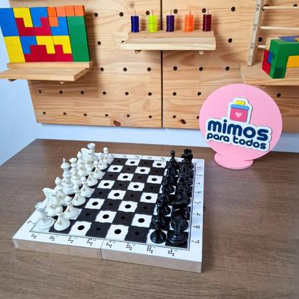 Imagem de Jogo de Tabuleiro Xadrez Adaptado Educativo Inclusivo Braille Madeira Carlu 4 anos