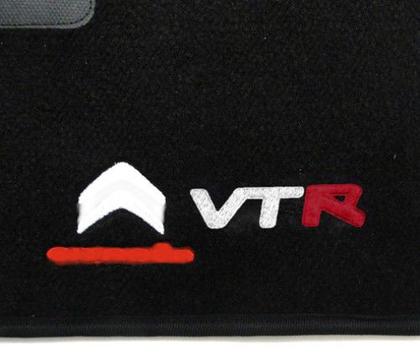 Imagem de Jogo De Tapete Automotivo C4 Vtr 2009 Carpete Forração