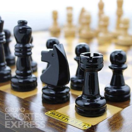 Imagem de Jogo de Xadrez Completo - Tabuleiro com Gavetas - Cód. 104