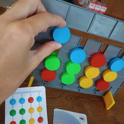 Imagem de Jogo Pedagógico Logic Color com Campainha