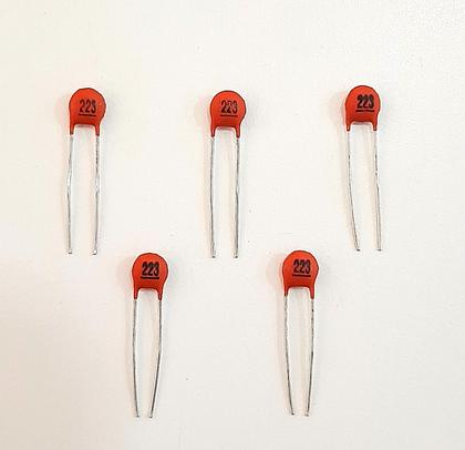 Imagem de Kit 05 Capacitor Cerâmico 22nf / 0,022uf 20v