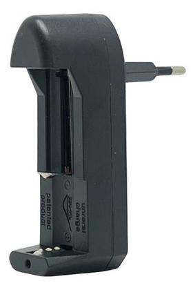 Imagem de Kit 1 Carregador Lanterna Tática + 2 Baterias De Grande Durabilidade18650 9800mah 3.7 a 4.2V Bivolt Portátil
