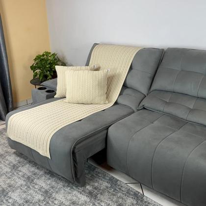 Imagem de Kit 1 Manta Premium Para Sofá, Poltrona, Cama Queen e 2 Capas de Almofada em Tricot  Modelo Super Luxo  Costura Mágica.