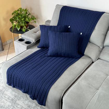 Imagem de Kit 1 Manta Premium Para Sofá, Poltrona, Cama Queen e 2 Capas de Almofada em Tricot  Modelo Super Luxo  Costura Mágica.