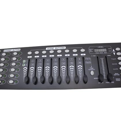 Kit 1 par led slim rgbw 12x12w 1 moving led 4x25 dmx 512 - ONE LIGHT Imagem de Kit 1 par led slim rgbw 12x12w 1 moving led 4x25 dmx 512