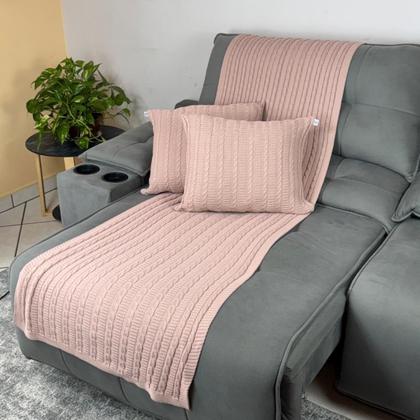 Imagem de Kit 1 Peseira Super Luxo Para Cama Queen, Poltrona e Sofá 230cm x 60cm com 2 Capas de Almofada em Tricot  Modelo Premium Costura Mágica.