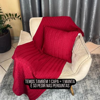 Imagem de Kit 1 Peseira Super Luxo Para Cama Queen, Poltrona e Sofá 230cm x 60cm com 2 Capas de Almofada em Tricot  Modelo Premium Costura Mágica.