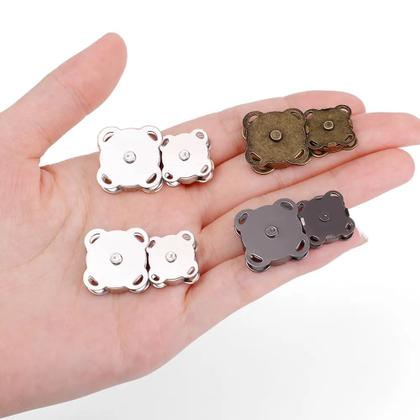Imagem de Kit 10 Botões Magnéticos 14mm Fecho Imantado Bronze P/ Costurar imã
