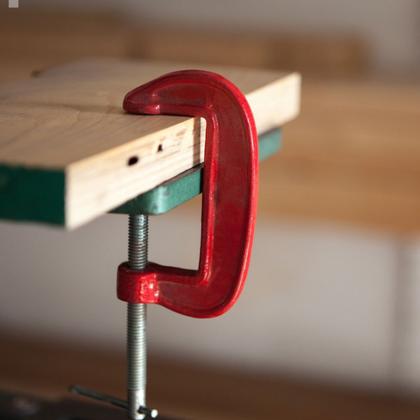 Imagem de Kit 10 Grampos Sargento Tipo C 2 Polegadas Marcenaria 70mm Aço Metal Profissional