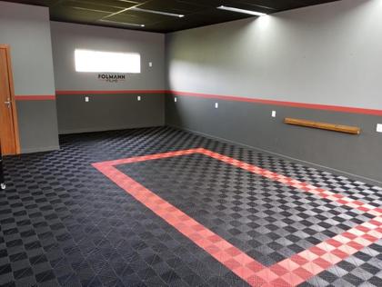 Imagem de Kit 10 Pisos Modular Resistente Estética Automotiva 30x30 Resistente Fácil Montagem