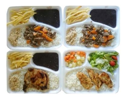 Imagem de Kit 100 Bandeja De Isopor 3 Divisórias M1100 Com Tampa