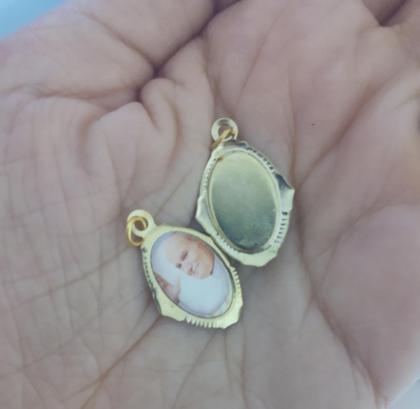 Imagem de Kit 100 Medalha São Papa João Paulo Ii 2cm Resinada Dourada