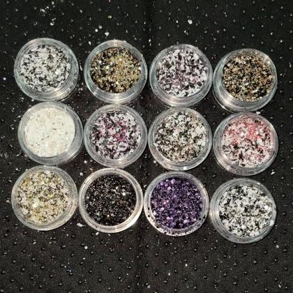 Imagem de Kit 12 Glitter Flocado Para Unhas Lantejoulas Encapsulada Nails Decoração HM-0648 COM PRATA, DOURADO E PRETO