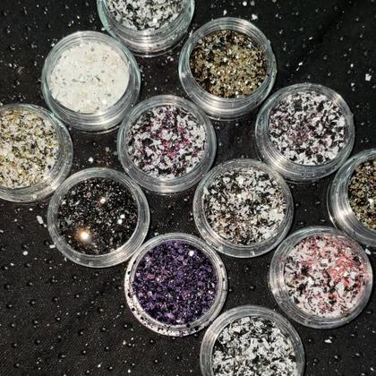 Imagem de Kit 12 Glitter Flocado Para Unhas Lantejoulas Encapsulada Nails Decoração HM-0648 COM PRATA, DOURADO E PRETO