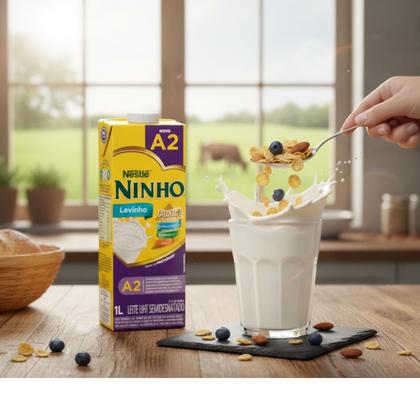 Imagem de Kit 12 Leite UHT A2A2 Semidesnatado NINHO Levinho Forti 1L com Tampa