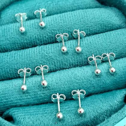 Imagem de Kit 12 pares brinco bolinha 4mm atacado banhado a prata 925 