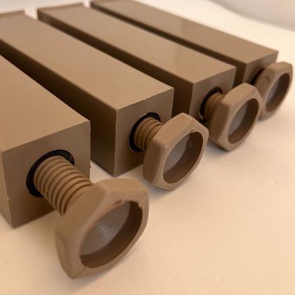 Imagem de Kit 12 Pés Plásticos Quadrado 17 cm Nogal Para Armário M02 Balcão Móveis Cozinha - Inoviza