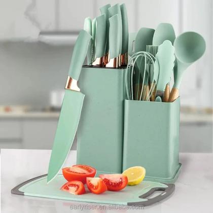 Imagem de Kit 19 Utensílios de Cozinha Silicone Cabo de Madeira Faca Tábua Verde Claro