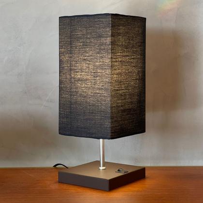 Imagem de Kit 2 Abajur de Mesa Clássica Quadrada com Interruptor e Cúpula Para Ambientes Casa e Sala de Estar, Quarto Cabeceira de cama e Escritorio