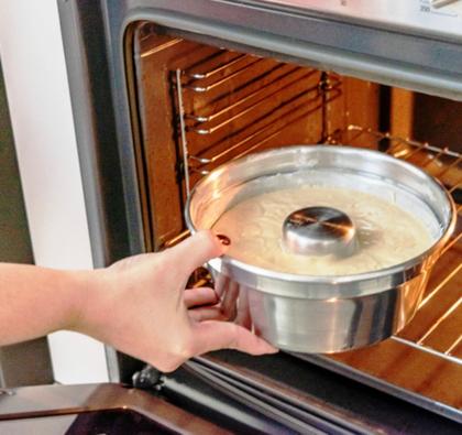 Imagem de Kit 2 Assadeiras N 20 Forma Redonda Bolo Pudim Com Tubo Reforçada