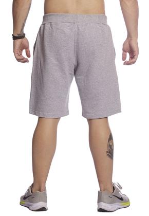 Imagem de Kit 2 Bermudas Masculinas de Moletom TechMalhas confortavel e lisa