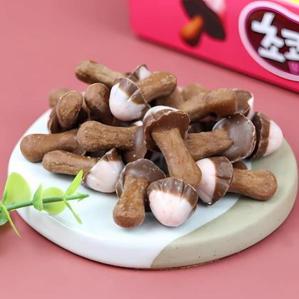 Imagem de Kit 2 Biscoitos Coreano Cogumelo Chocolate Morango Orion 45G