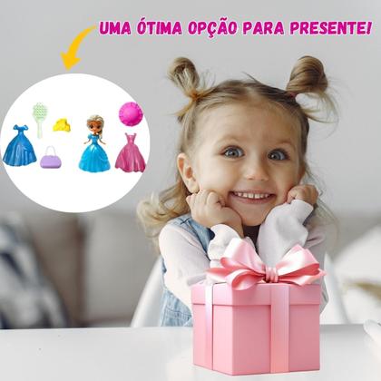 Imagem de Kit 2 Bonecas casa dos sonhos brinquedo infantil na cartela com roupinha lembrancinha festa menina