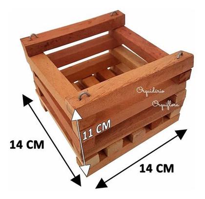 Imagem de Kit 2 Cachepos De Madeira Quadrados Tam. P E M Para Plantas.
