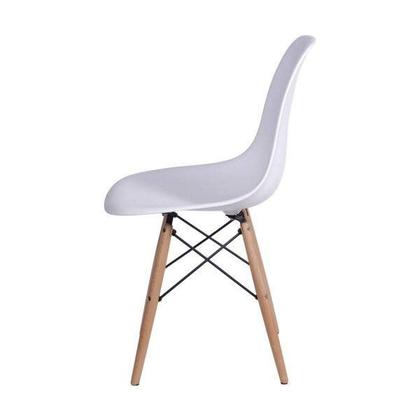Kit 2 Cadeiras Eames Dkr Base Madeira - OR Design Imagem de Kit 2 Cadeiras Eames Dkr Base Madeira