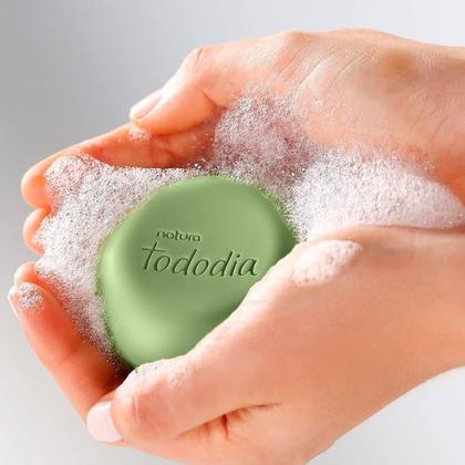 Imagem de Kit 2 caixas de sabonete Natura Tododia Alecrim e sálvia e Noz Peçã e Cacau total 10 Unidades.