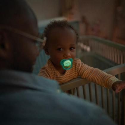 Imagem de Kit 2 Chupetas Ultra Air Noturna De 6-18 Meses Dupla Azul e Verde Infantil - Philips Avent