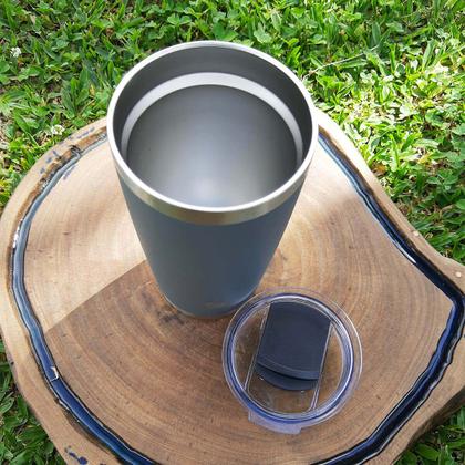 Imagem de Kit 2 Copos Térmicos de Cerveja Parede Dupla Inox com Tampa 500ml Everest Soprano Cinza